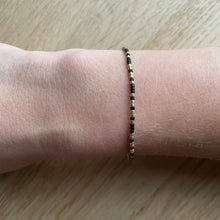 Afbeelding in Gallery-weergave laden, Gepersonaliseerde Morse code armband - Woord of Naam
