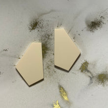 Afbeelding in Gallery-weergave laden, Facet Mini
